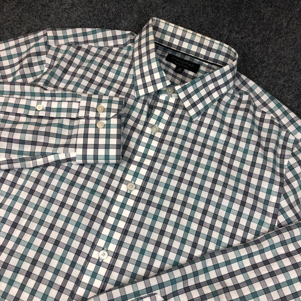 Banana Republic Mens Size Medium Slim Fit Plaid Button Down Shirt Teal Navy Blue